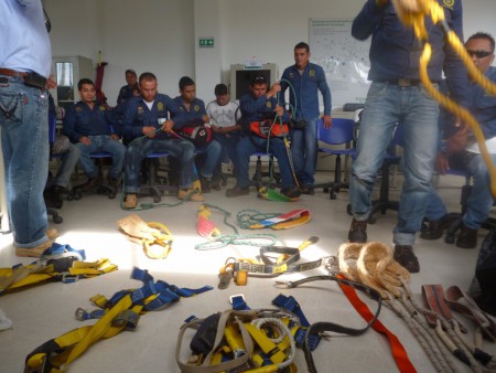 Capacitación de Personal y Huso de Equipo de Seguridad 